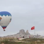Hosteslerin Çalışma Şartlarının Zorlukları Nelerdir?