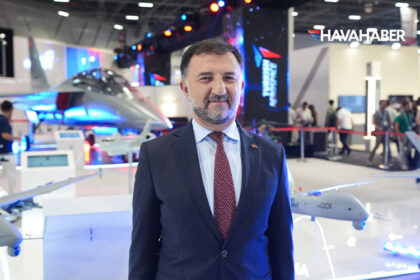tusas genel muduru mehmet demiroglu kaanin 3 adet prototipi uretim hattinda UIDslI2Z