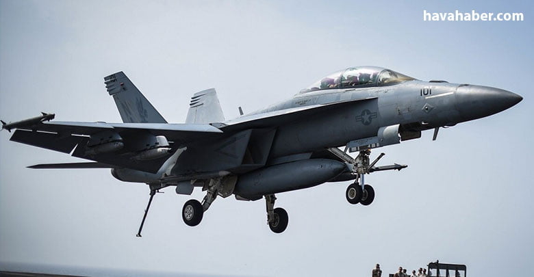 abd donanmasina ait savas ucagi okyanusa dustu pilot kurtarildi REVKclXP