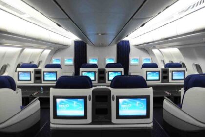 air china ucagi neden rusyaya acil inis yapti DYCejSS9