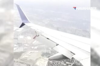 delta ucaginda korku dolu anlar kanattaki flap koptu CCKggfLa