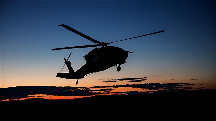 ingilterenin wight adasinda helikopter tarlaya dustu nZZgfjyw