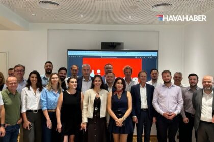 corendon airlines frankfurt havalimaninda yeni ofisini acti Sq7Ia8Om