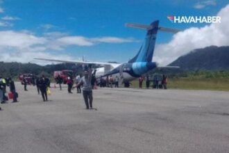 yer ekipleri buyu caba sarf etti pistten cikan trigana aire ait atr 42 300 havalimanindan QkYm2DUa